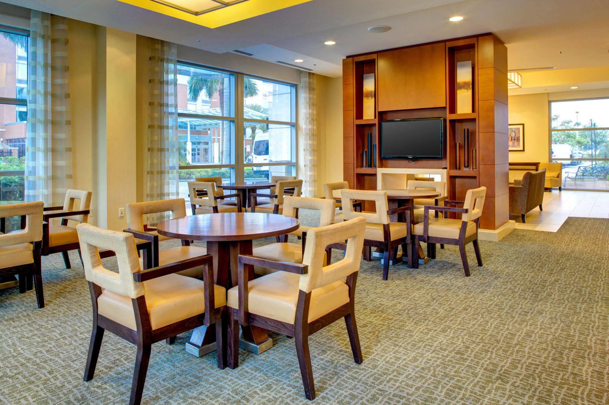 Hyatt House Fort Lauderdale Airport/Cruise Port Dania Beach Eksteriør bilde